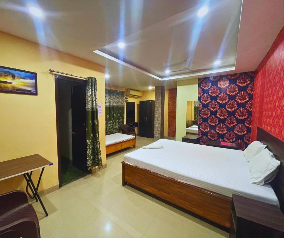 H K Residency Near Kalakshetra Hotel Guwahati Bagian luar foto